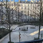 11Th Arrondissement Homey Warm Apartment
